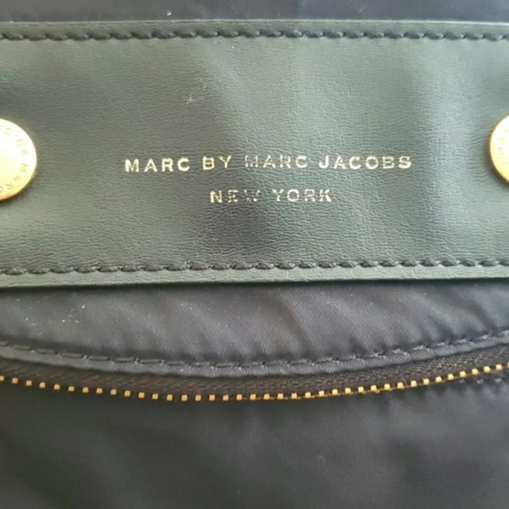 Marc Jacobs Preppy Nylon Natasha Crossbody Bag with Gold Accents - Picture 8 of 10